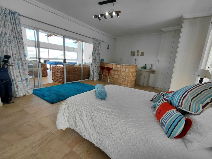 5 Bedroom Property for Sale in Ferreira Town Eastern Cape